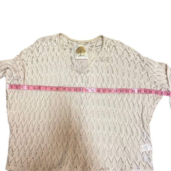 Missy Robertson Crochet Knit Top Size Large Embroidered Cross Wearable Art - Picture 10 of 11